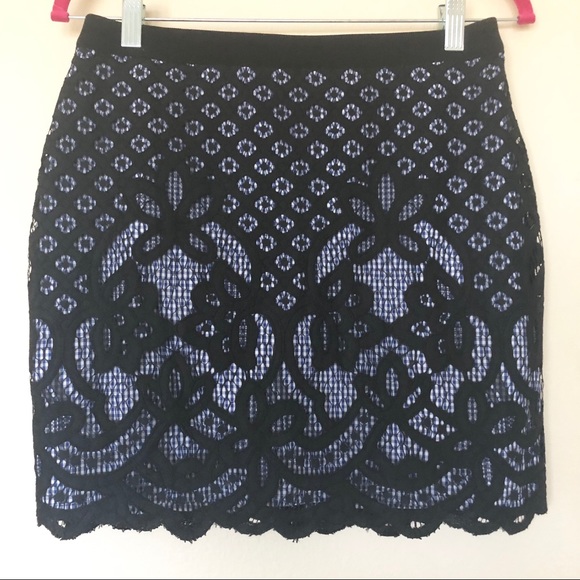 English Factory Dresses & Skirts - English Factory Gingham and Black Crochet Skirt